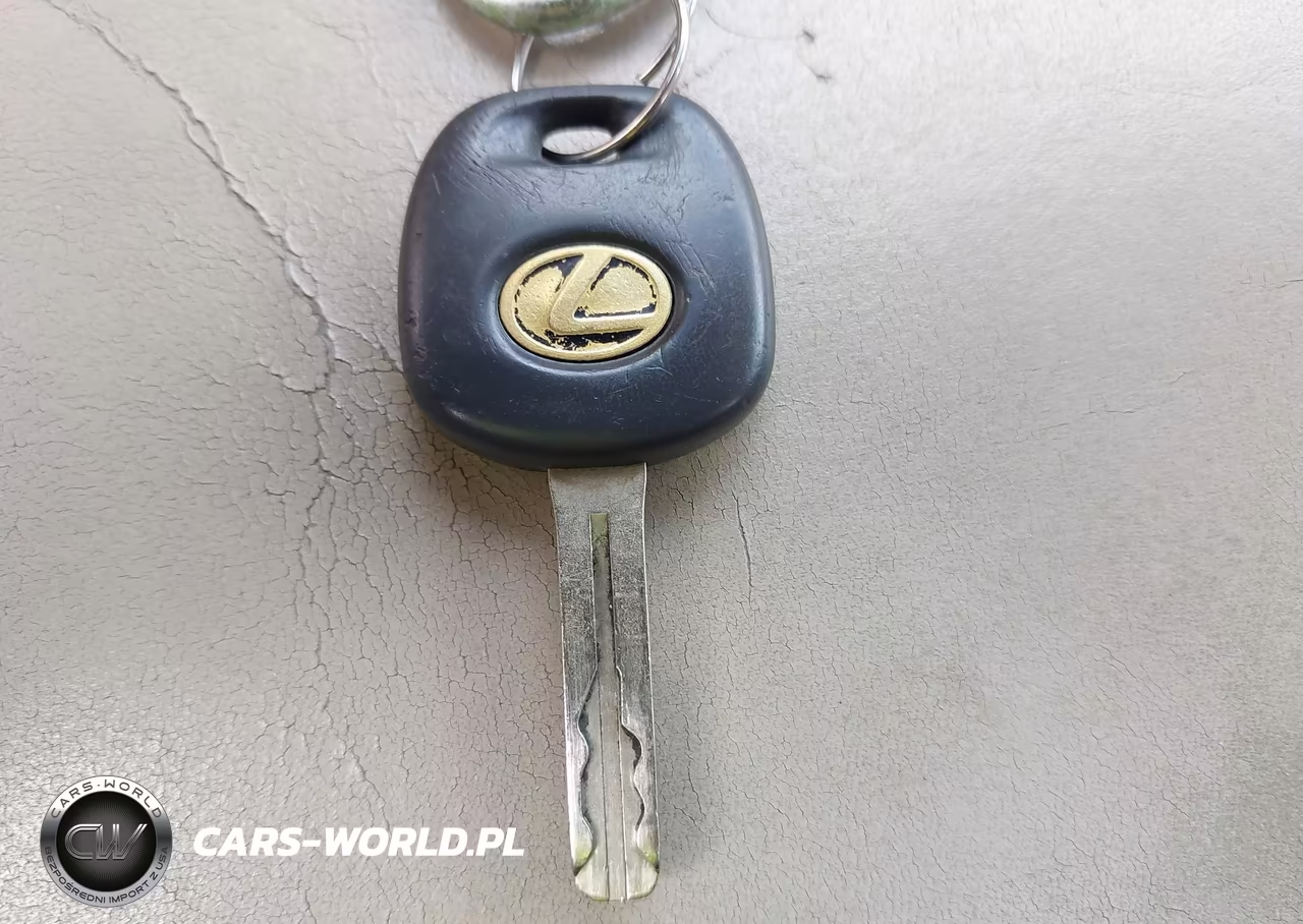 2002 Lexus Es 300 VIN:JTHBF30GX25013784 - 11