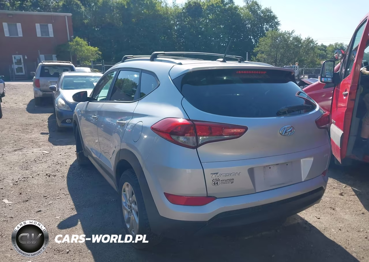 2017 Hyundai Tucson Se VIN:KM8J3CA46HU272020 - 3