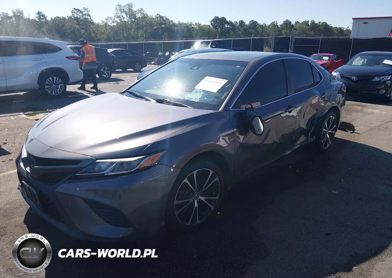 2019 Toyota Camry Se VIN:4T1B11HK8KU767913 - 2