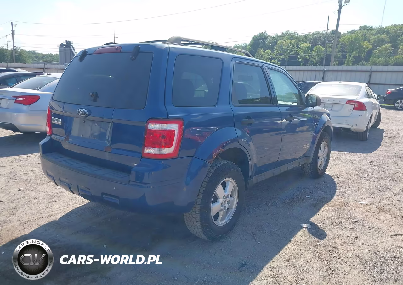 2008 Ford Escape Xlt VIN:1FMCU03138KD86379 - 4