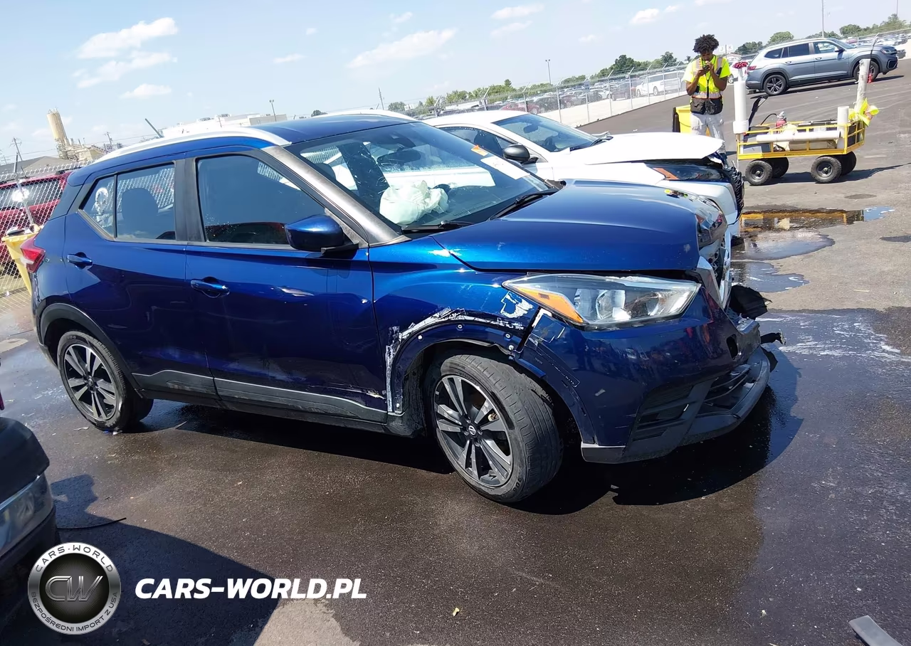 2020 Nissan Kicks Sv Xtronic Cvt VIN:3N1CP5CV5LL518614 - 13