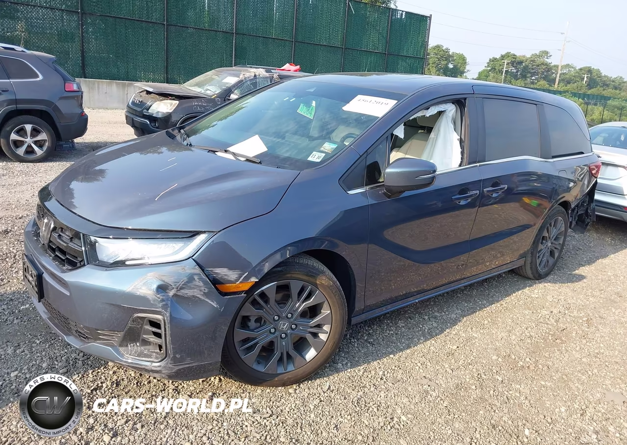 2025 Honda Odyssey Touring VIN:5FNRL6H88SB009061 - 6