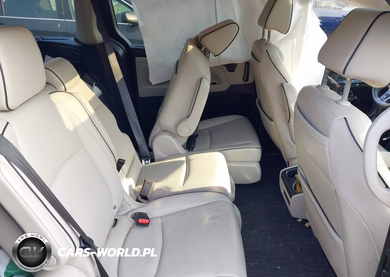 2025 Honda Odyssey Touring VIN:5FNRL6H88SB009061 - 8