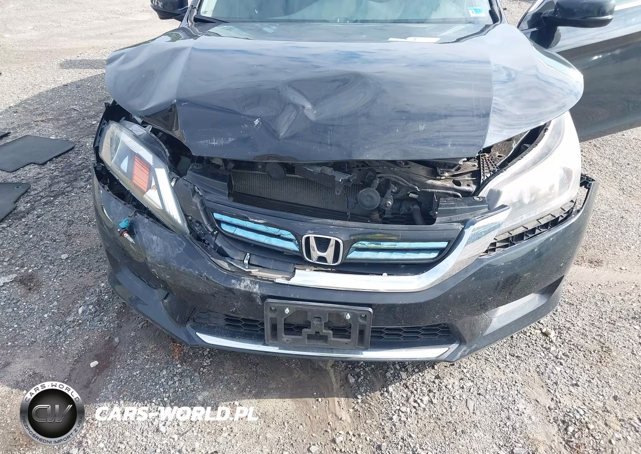 2015 Honda Accord Hybrid VIN:1HGCR6F33FA005706 - 6