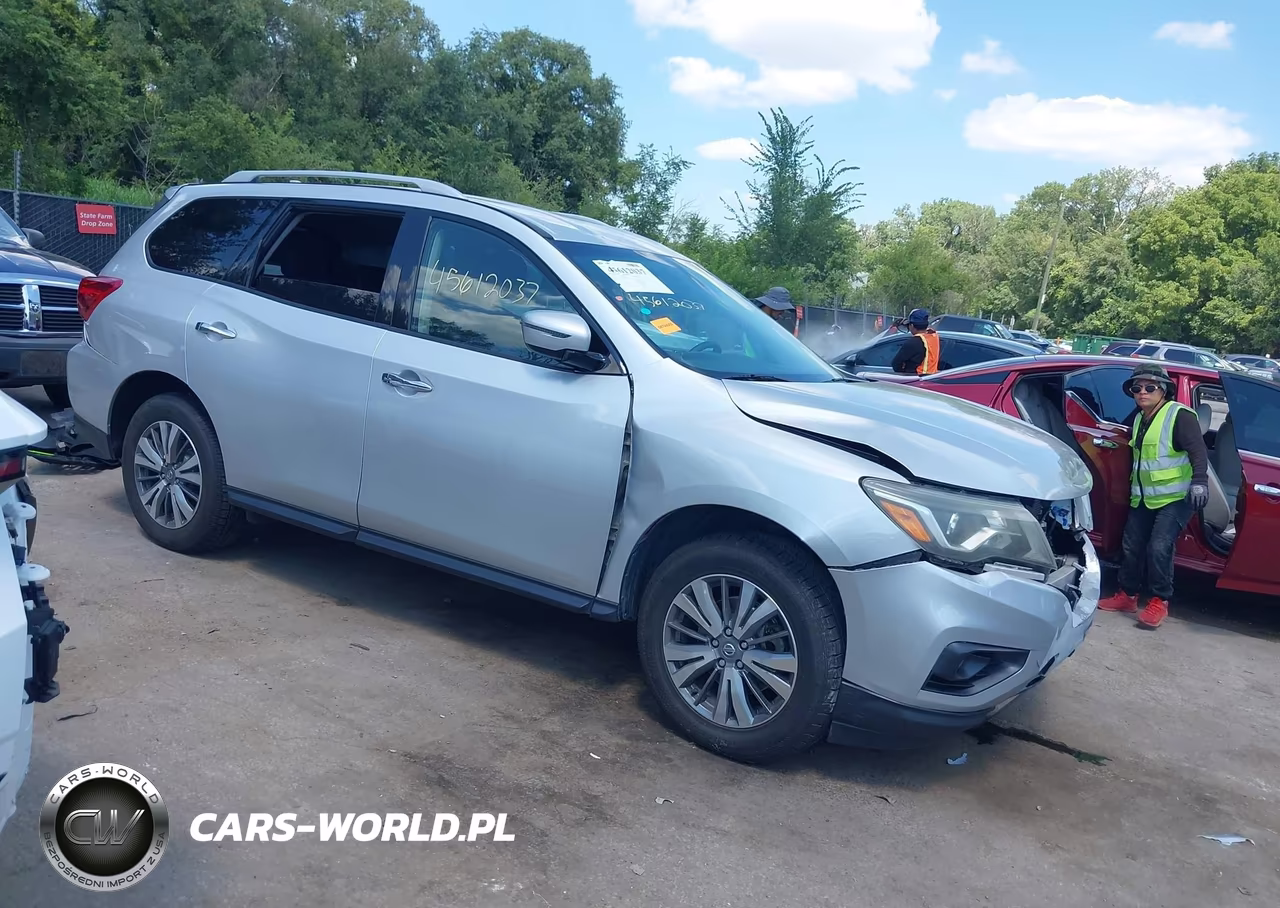 2019 Nissan Pathfinder Sv