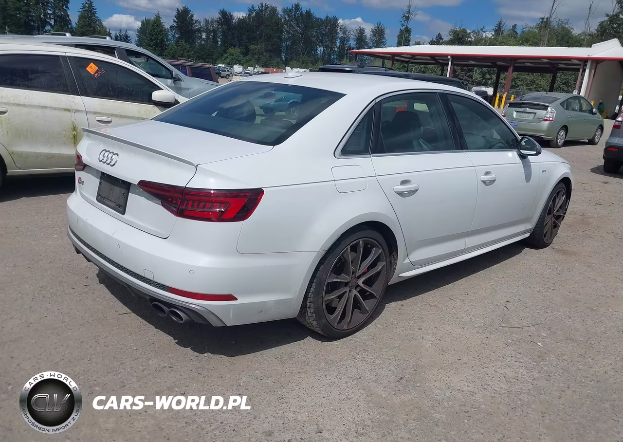 2018 Audi S4 3.0T Premium Plus VIN:WAUC4AF44JA009648 - 4