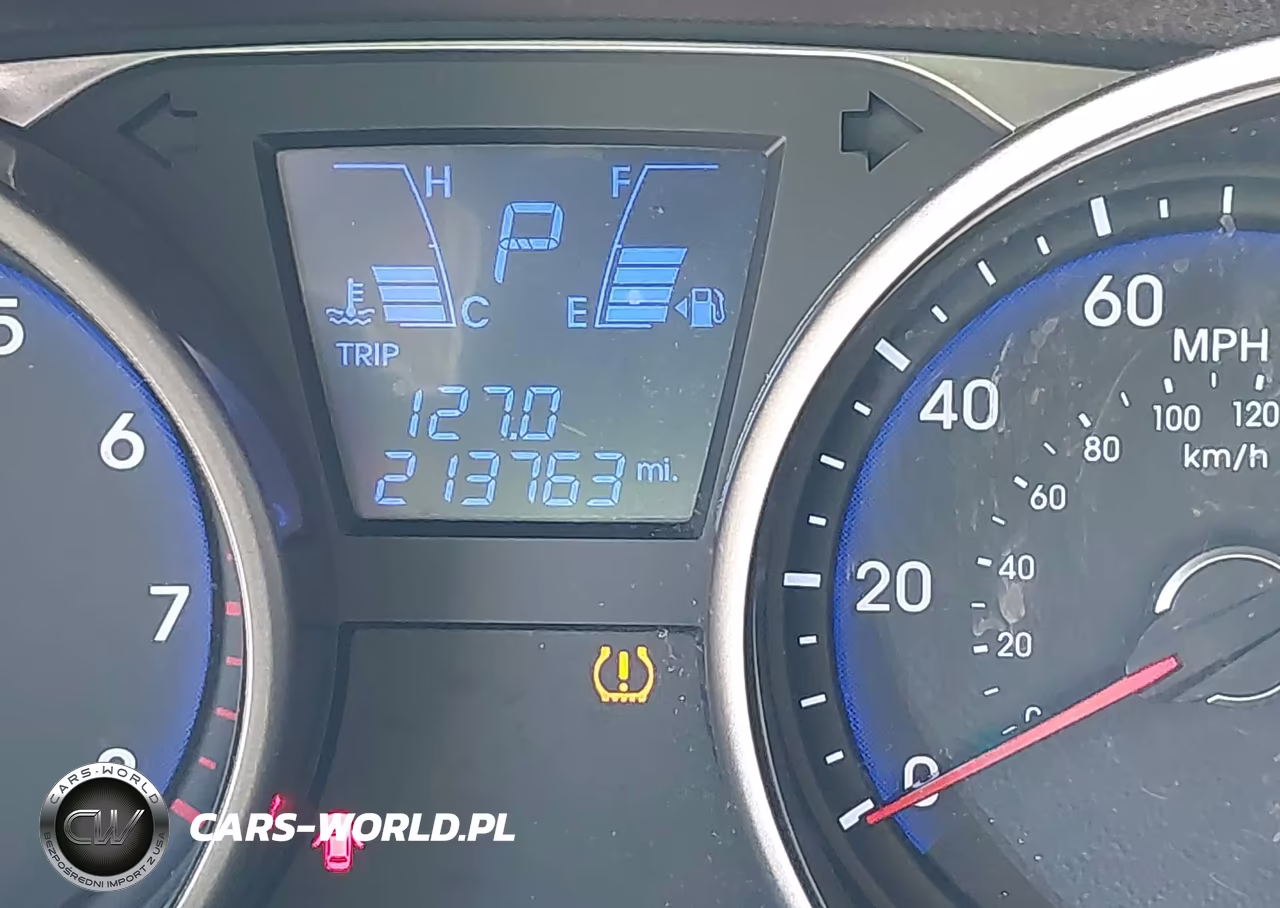 2011 Hyundai Tucson Limited VIN:KM8JUCAC1BU316677 - 7
