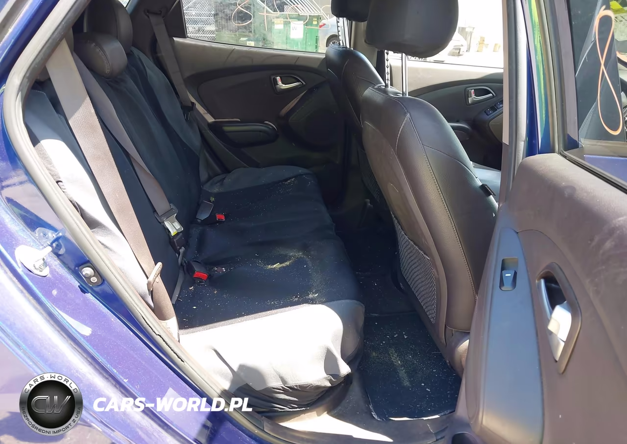 2011 Hyundai Tucson Limited VIN:KM8JUCAC1BU316677 - 8