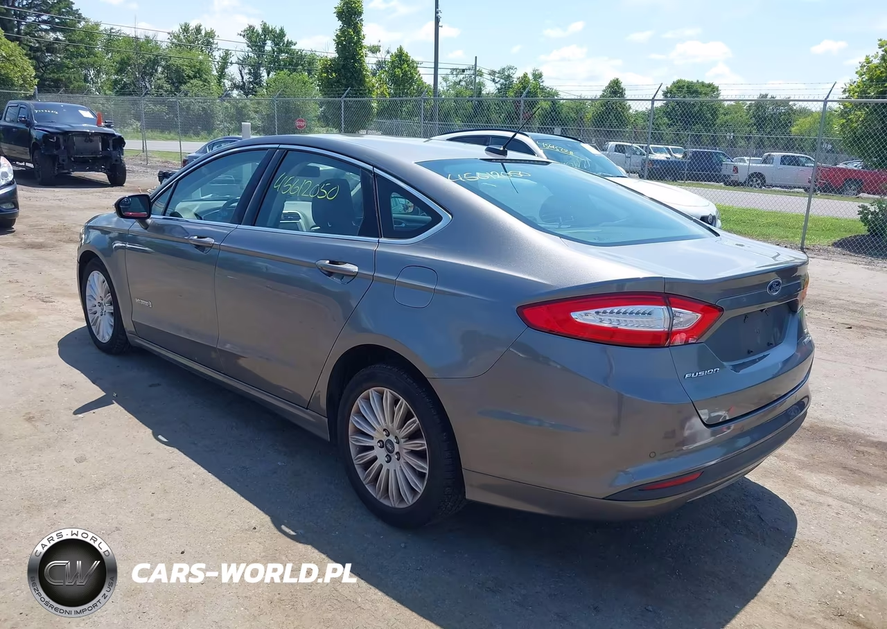 2014 Ford Fusion Hybrid Se VIN:3FA6P0LU5ER304832 - 3