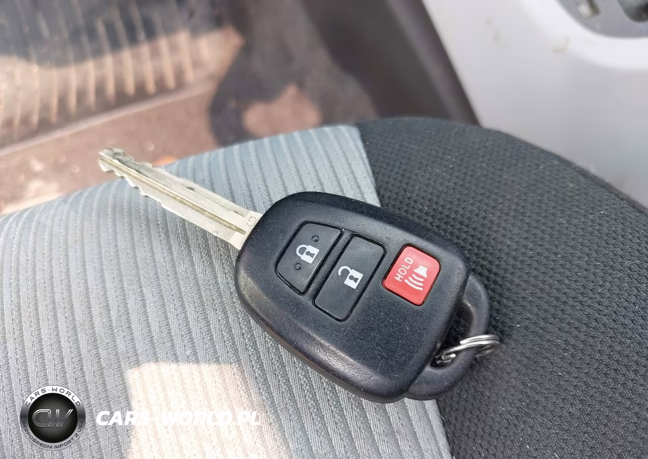 2014 Toyota Prius C Two VIN:JTDKDTB3XE1081693 - 11