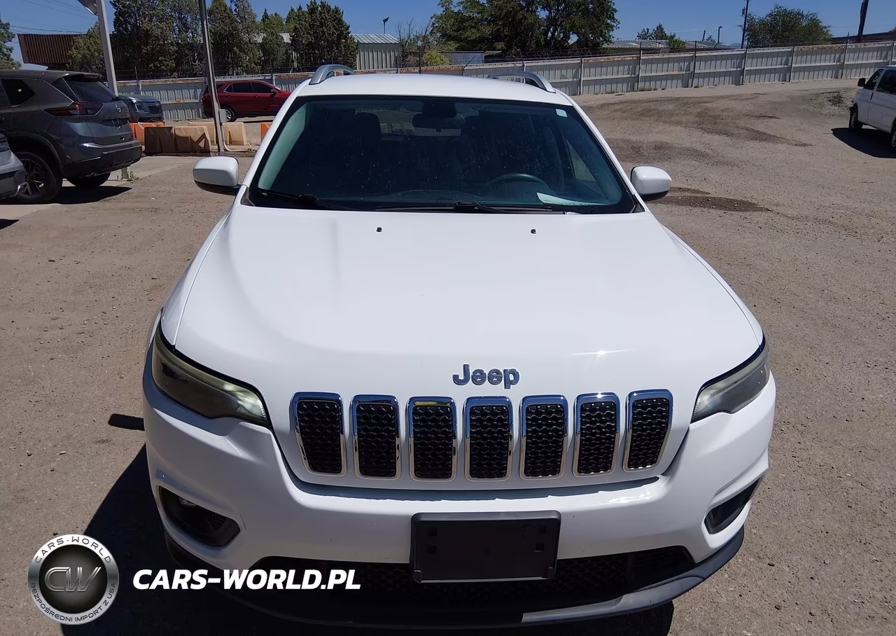2019 Jeep Cherokee Latitude 4X4 VIN:1C4PJMCB4KD423885 - 6
