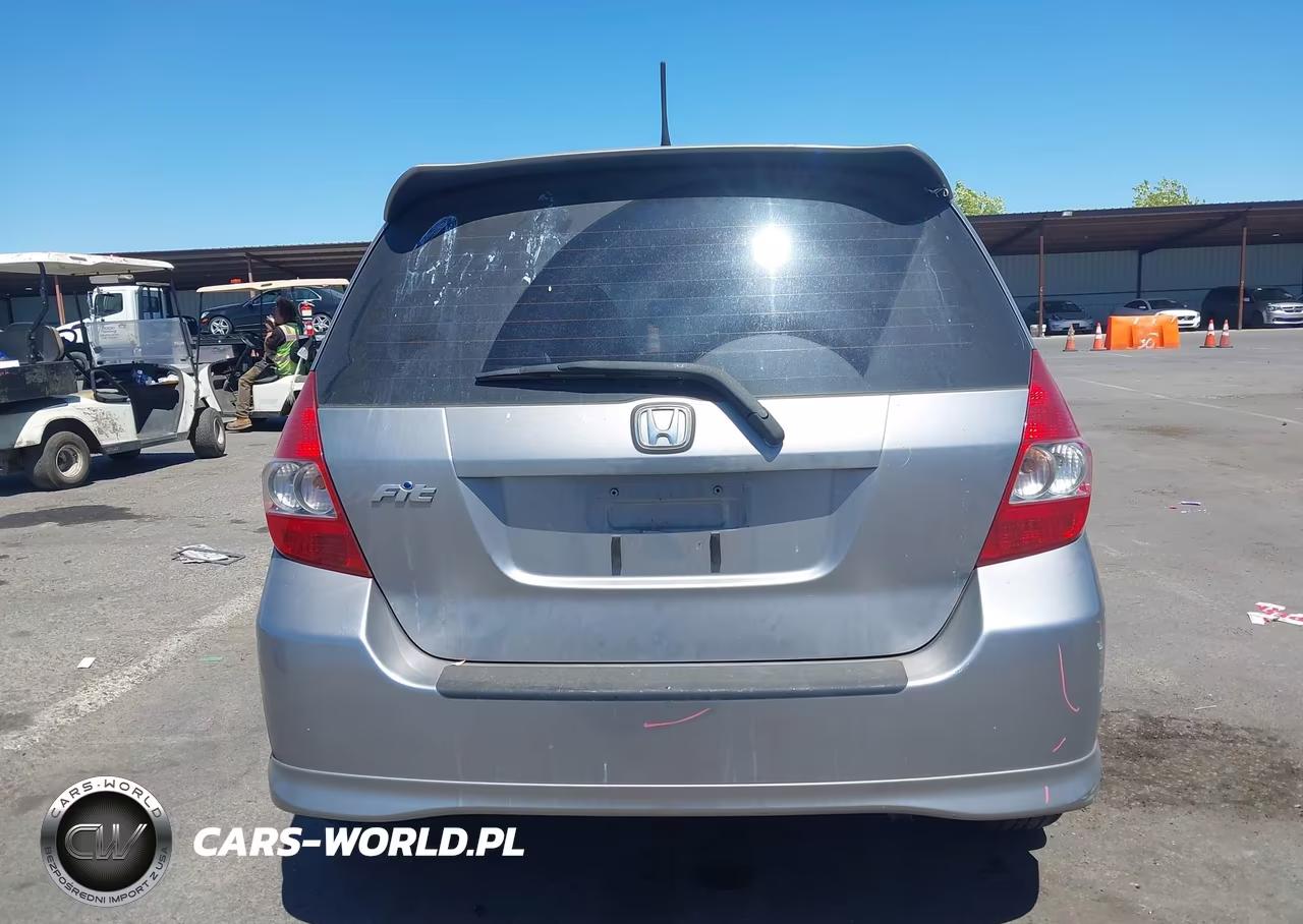 2008 Honda Fit Sport VIN:JHMGD38688S014708 - 17
