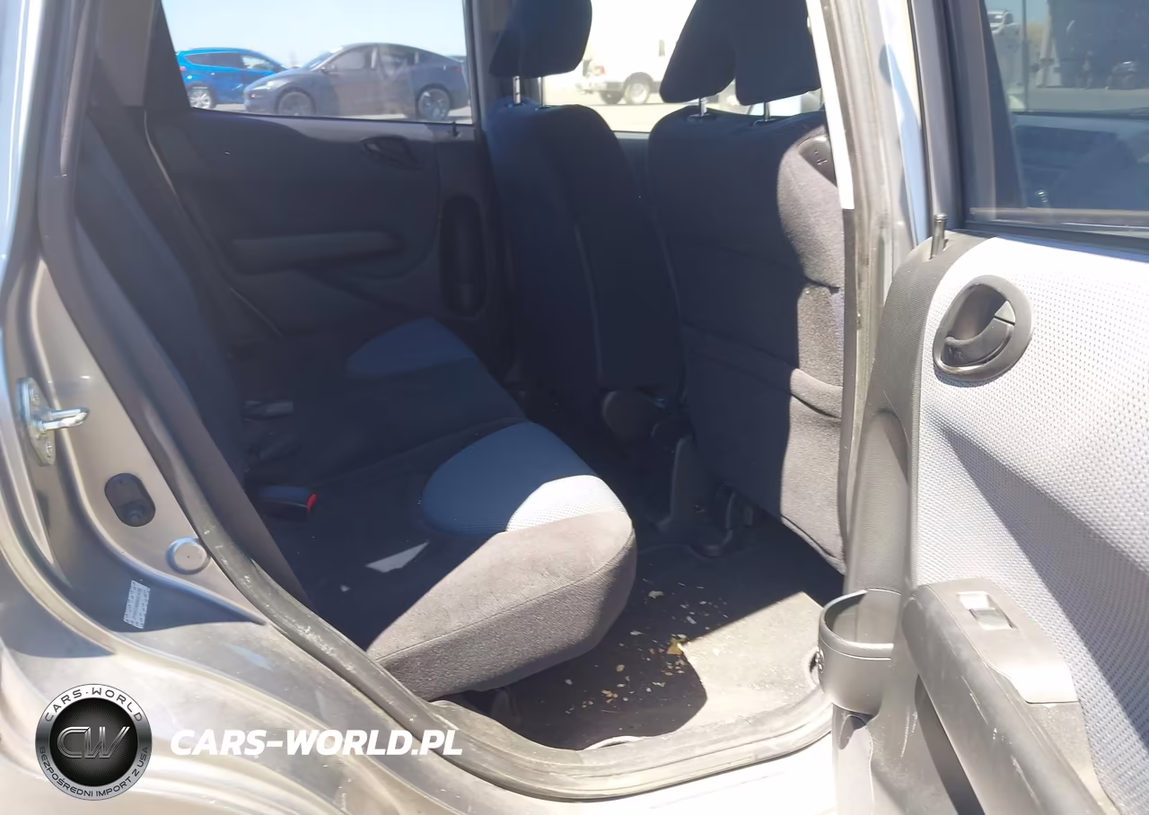 2008 Honda Fit Sport VIN:JHMGD38688S014708 - 8