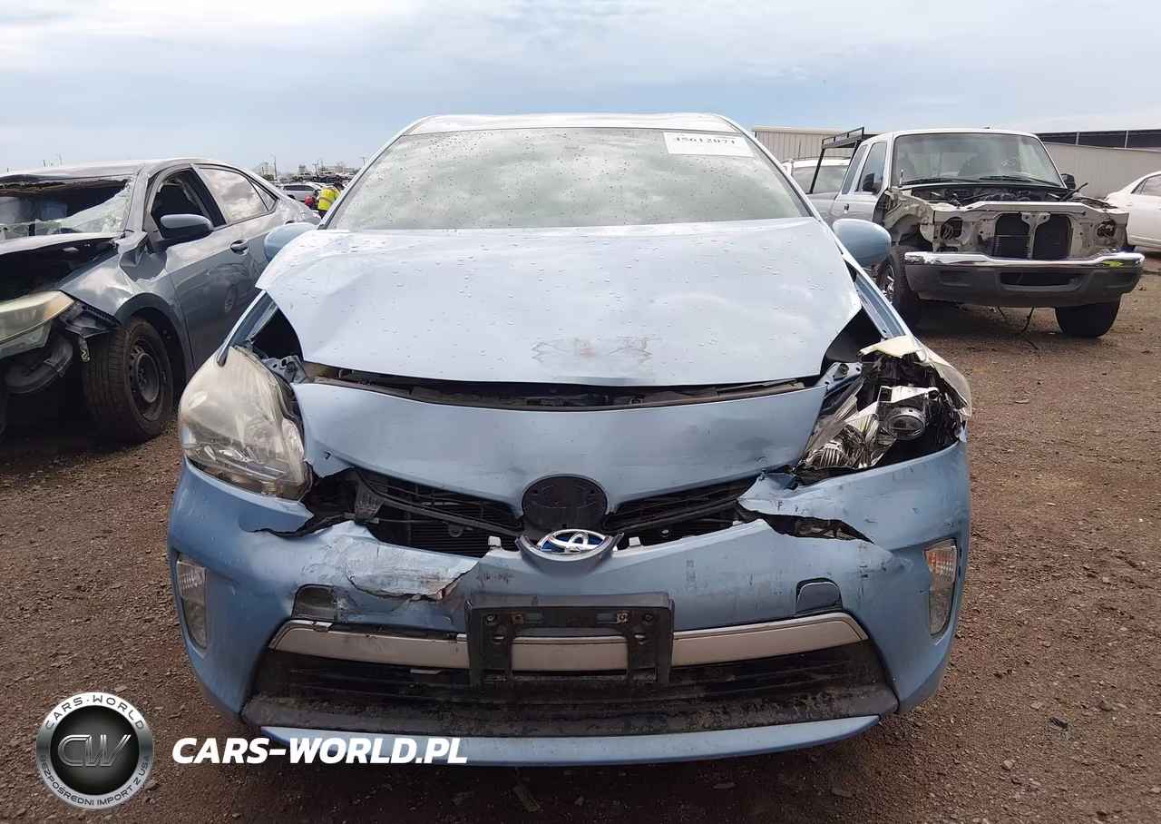 2012 Toyota Prius Plug-In VIN:JTDKN3DP7C3014130 - 12