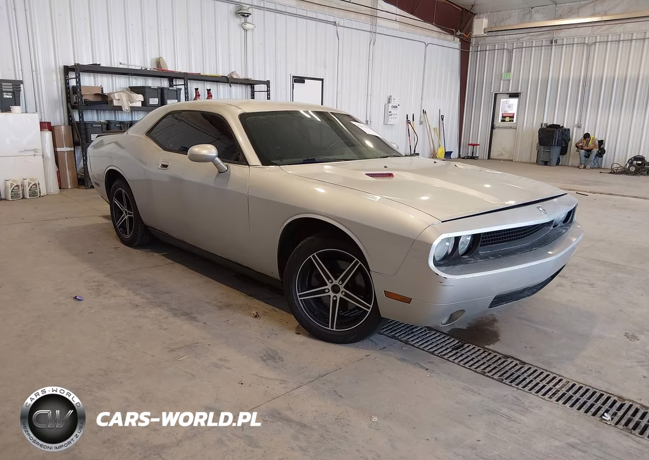 2010 Dodge Challenger Se