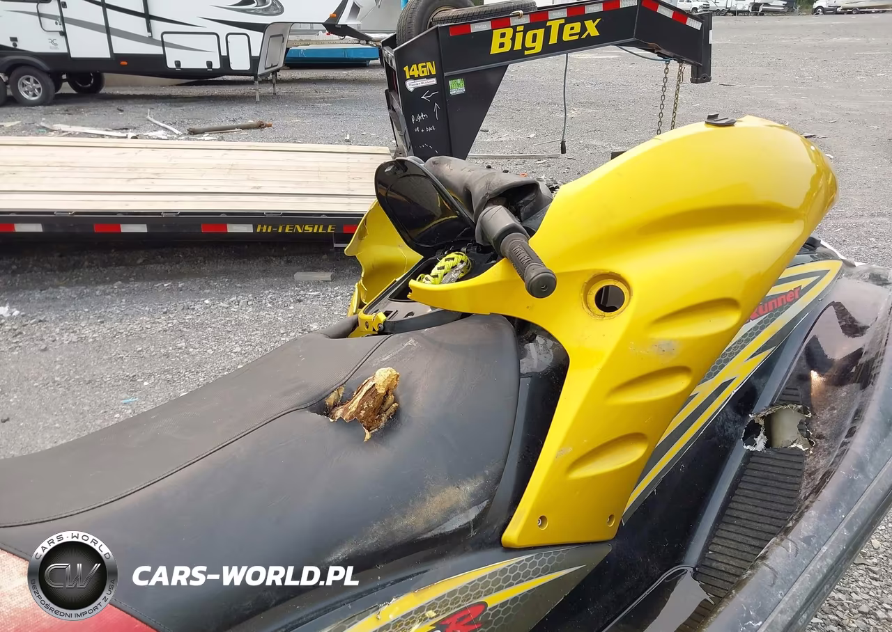 2007 Yamaha Gp 1300R VIN:00000YAMA3878D707 - 5