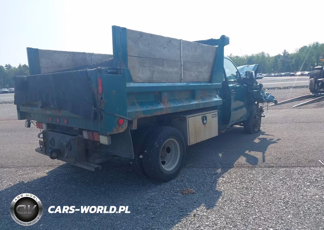 2006 GMC Sierra 3500 Chassis Work Truck VIN:1GDJK34D86E190487 - 4