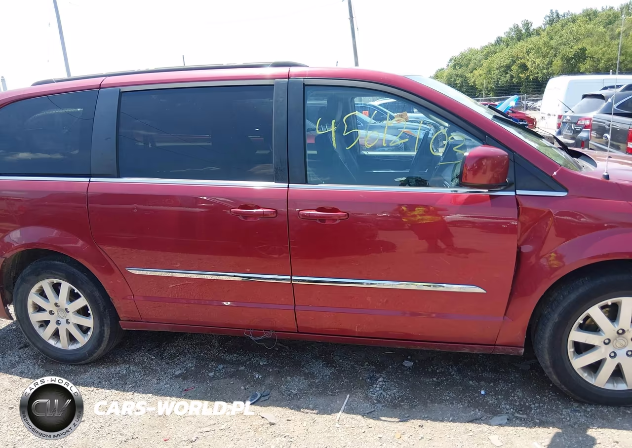 2014 Chrysler Town & Country Touring VIN:2C4RC1BG7ER398366 - 13