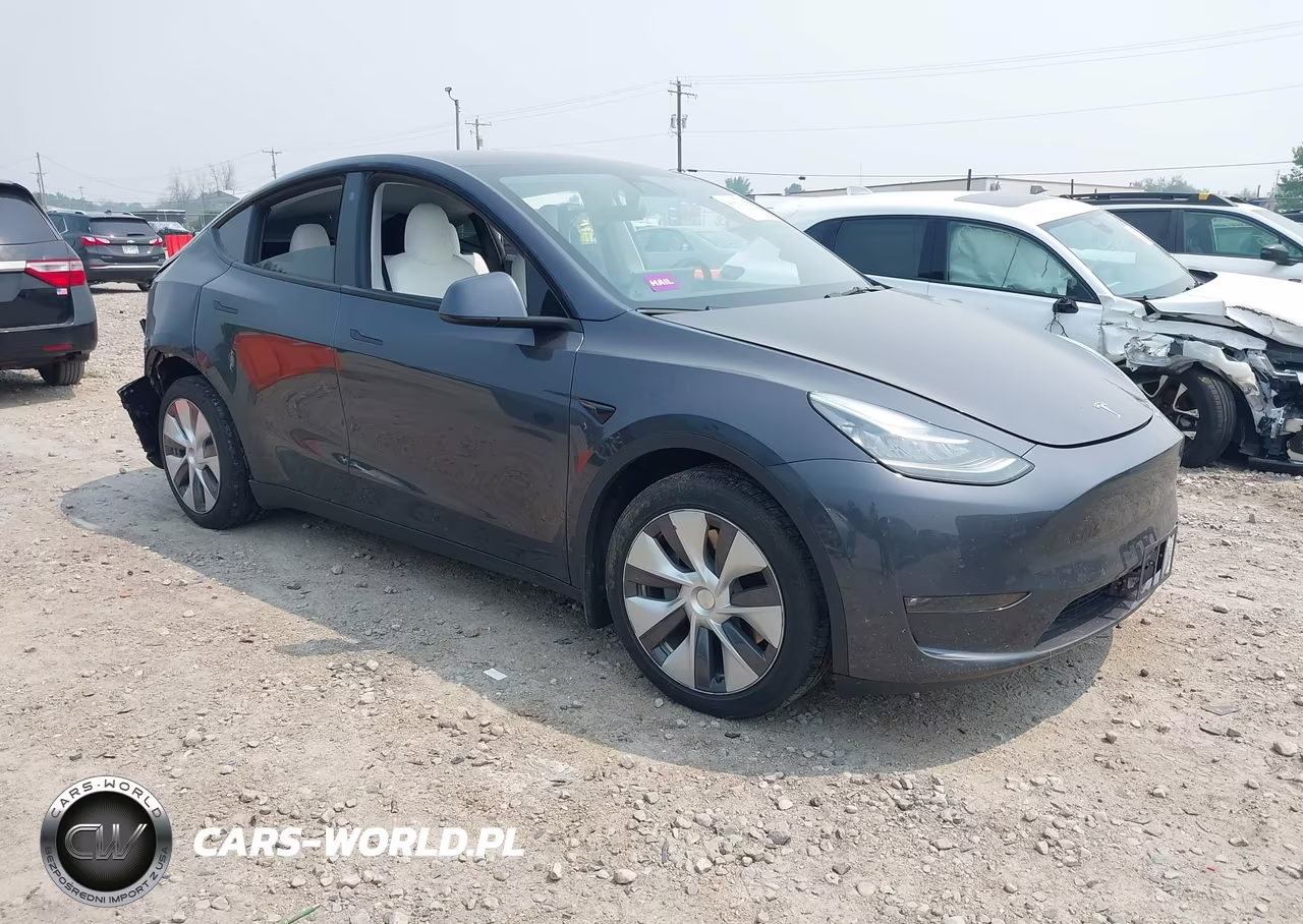 2021 Tesla Model Y Long Range Dual Motor All-Wheel Drive – zdjęcie 1 z 18