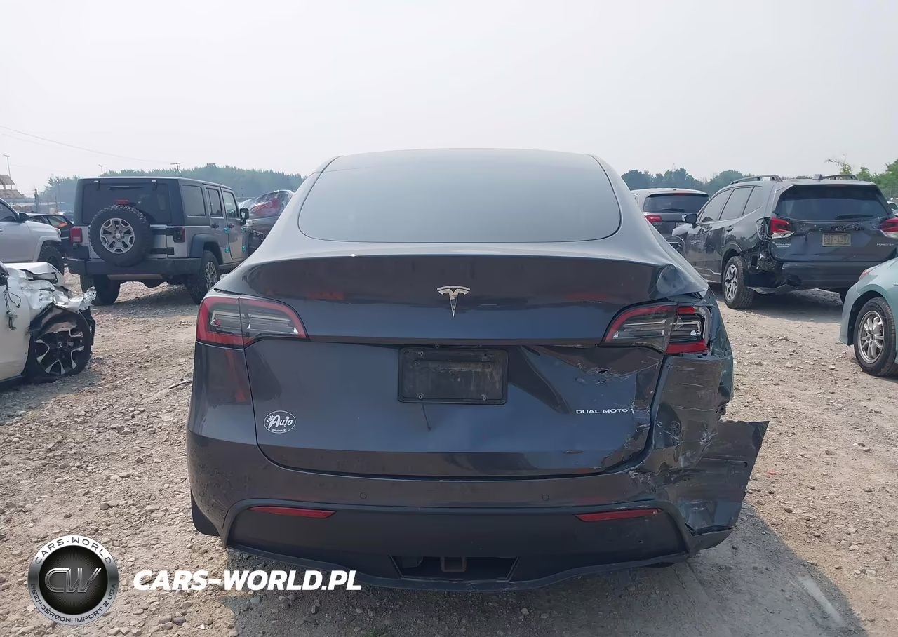 2021 Tesla Model Y Long Range Dual Motor All-Wheel Drive VIN:5YJYGDEE5MF263005 - 16