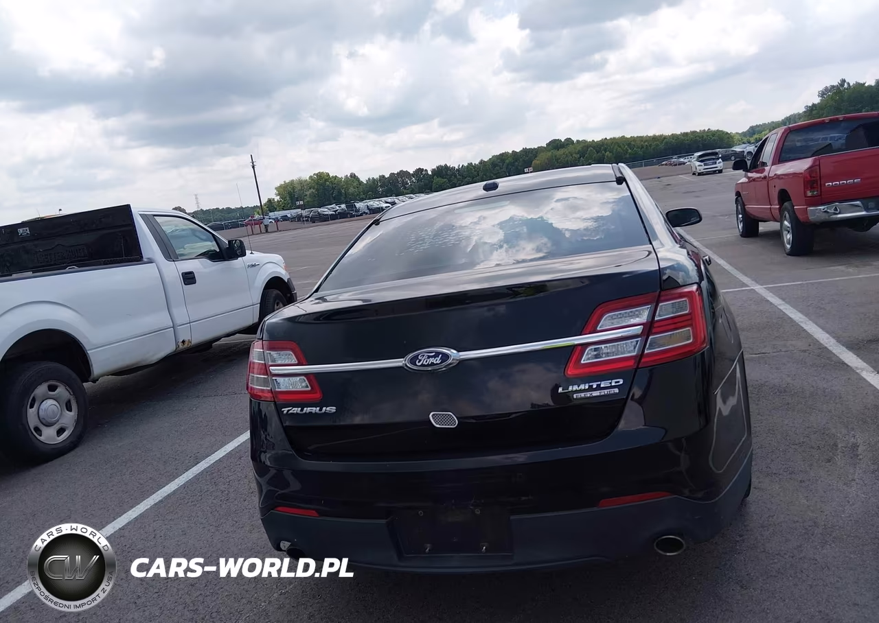 2017 Ford Taurus Limited VIN:1FAHP2F8XHG104446 - 16