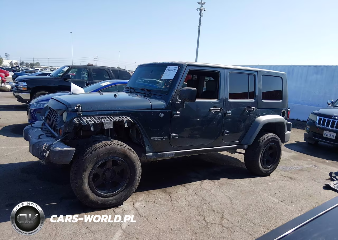 2008 Jeep Wrangler Unlimited Rubicon VIN:1J4GA69178L615935 - 15
