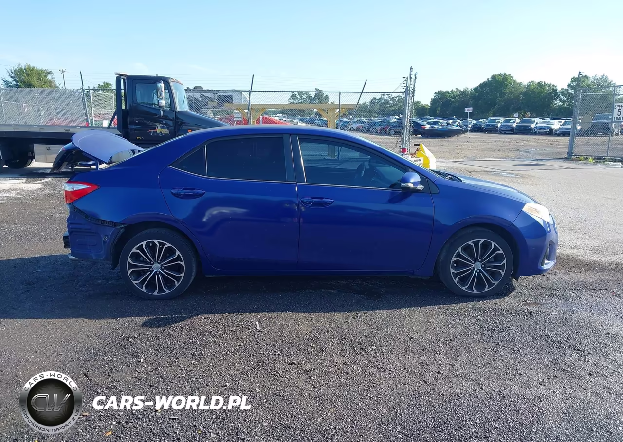 2015 Toyota Corolla S Plus VIN:5YFBURHE0FP309127 - 13