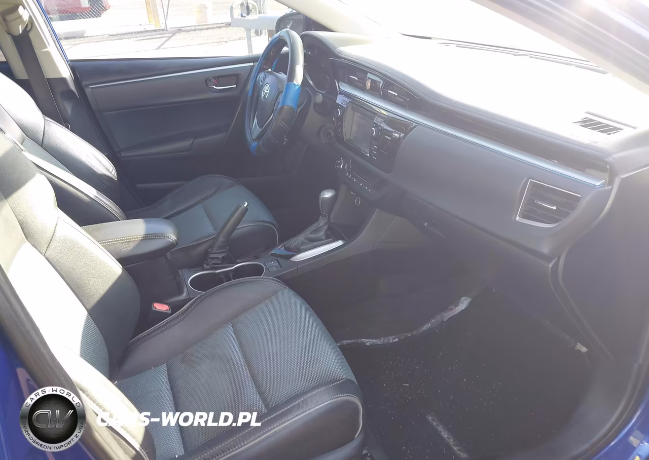 2015 Toyota Corolla S Plus VIN:5YFBURHE0FP309127 - 5