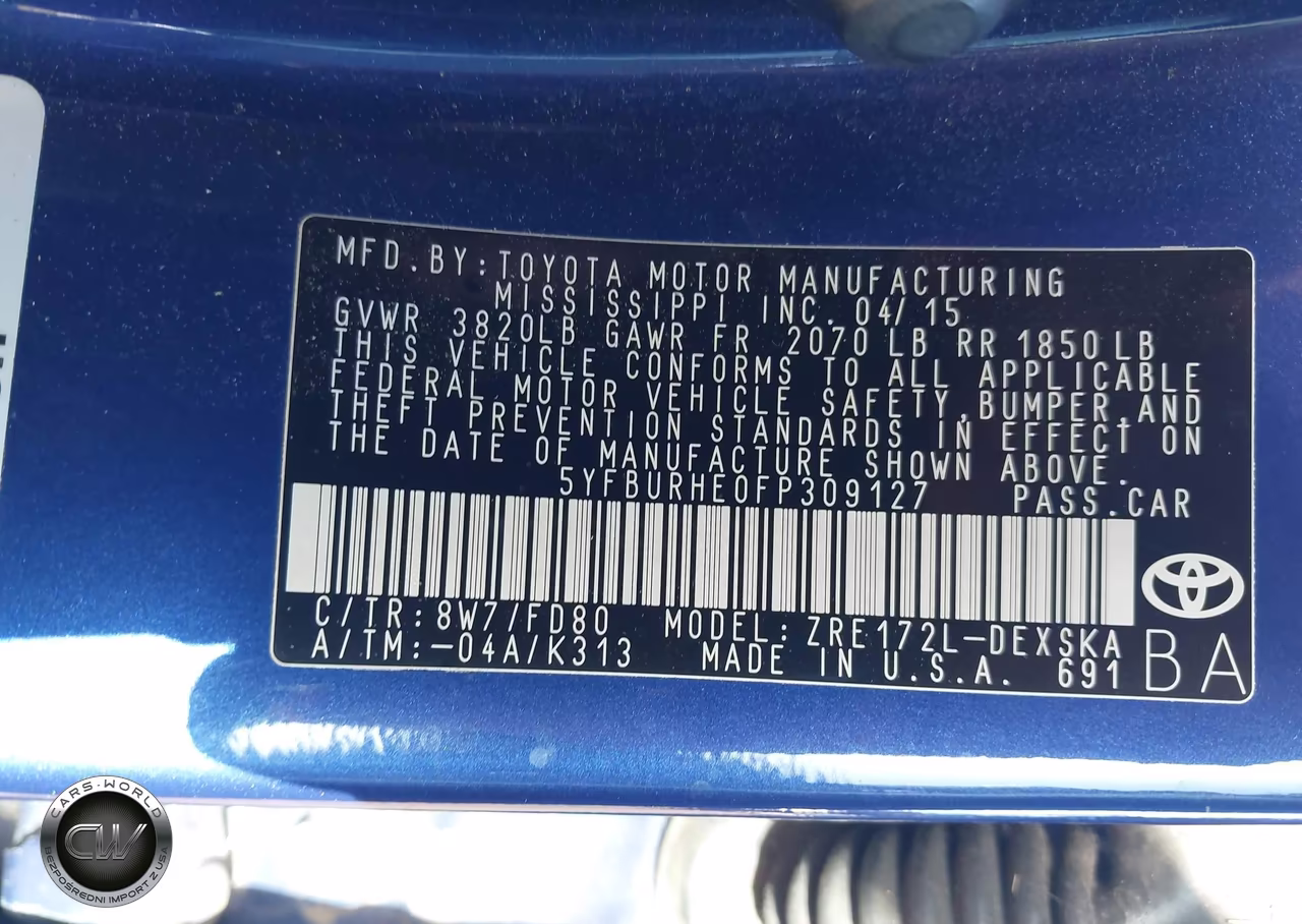 2015 Toyota Corolla S Plus VIN:5YFBURHE0FP309127 - 9