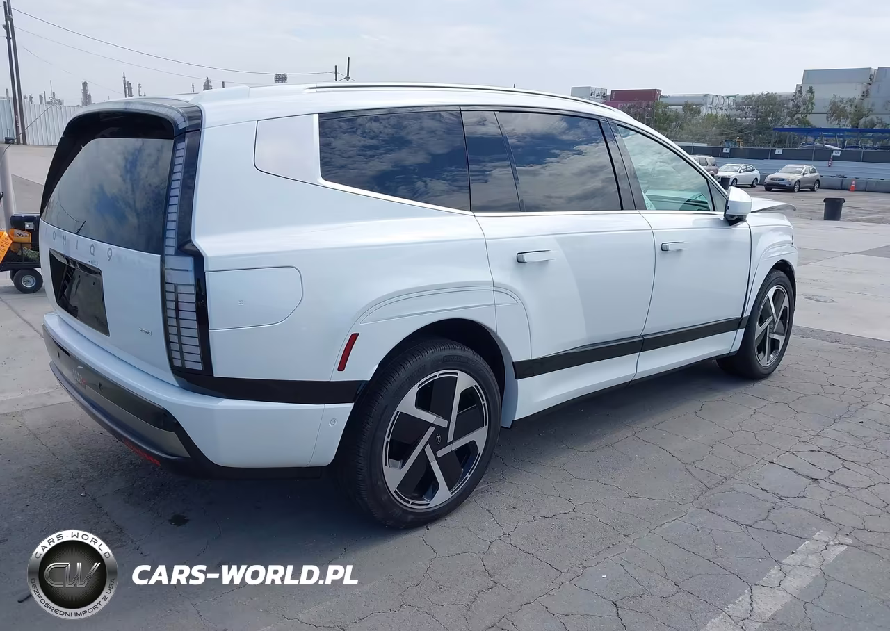 2026 Hyundai Ioniq 9 Performance Calligraphy VIN:7YAMYFS58TY001210 - 4