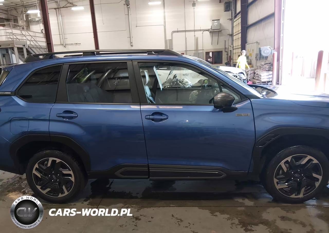 2025 Subaru Forester Limited Hybrid VIN:JF2SLSRD9SH400128 - 13