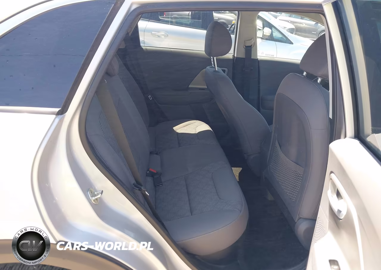2019 Kia Niro Fe VIN:KNDCB3LC3K5299469 - 8