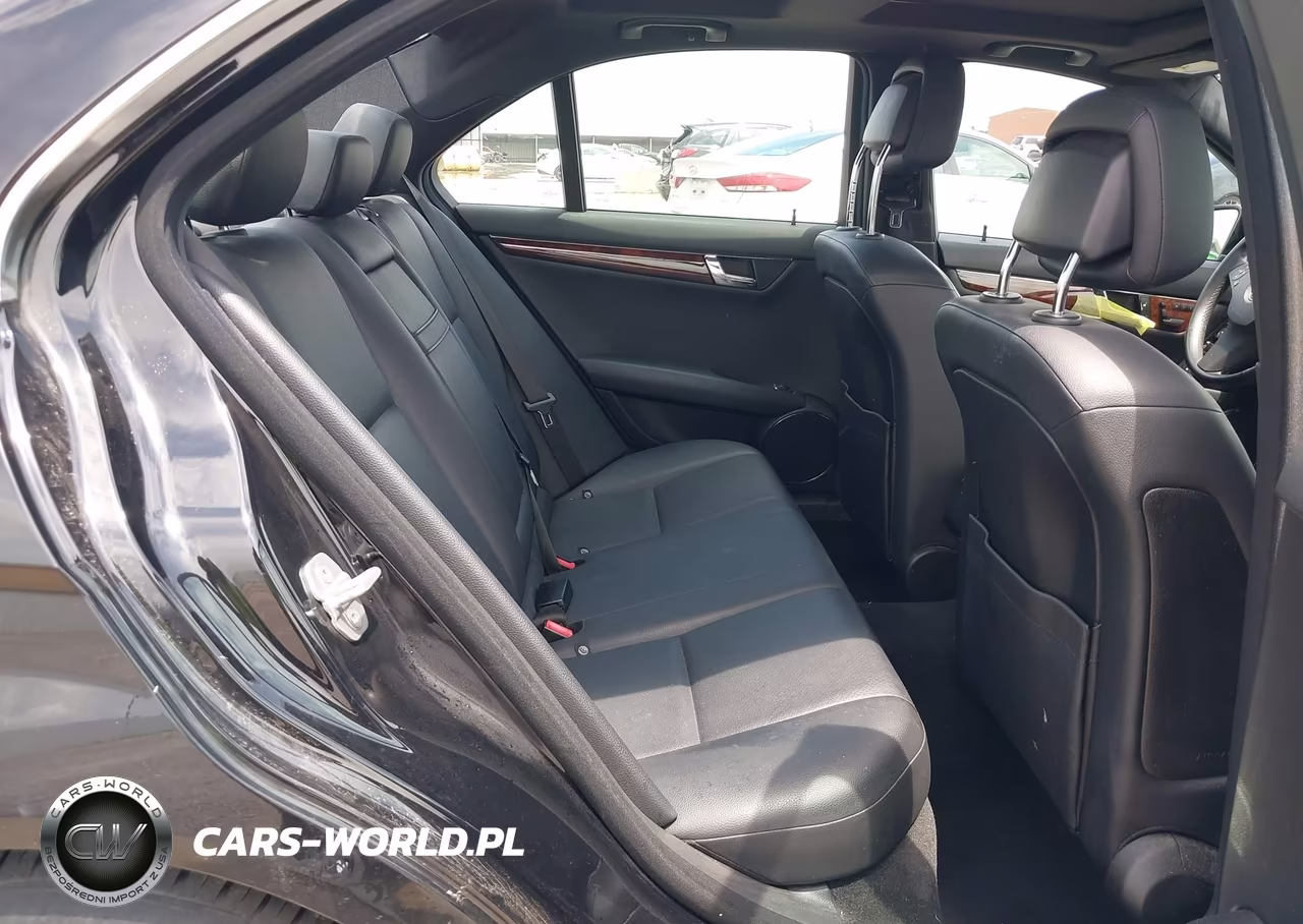 2011 Mercedes-Benz C 350 Sport VIN:WDDGF5GB6BF646327 - 8