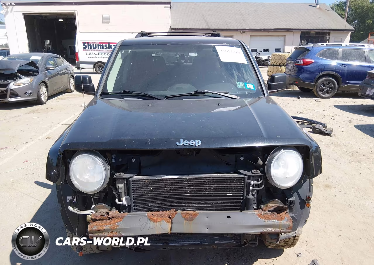 2013 Jeep Patriot Latitude VIN:1C4NJRFB6DD212707 - 13