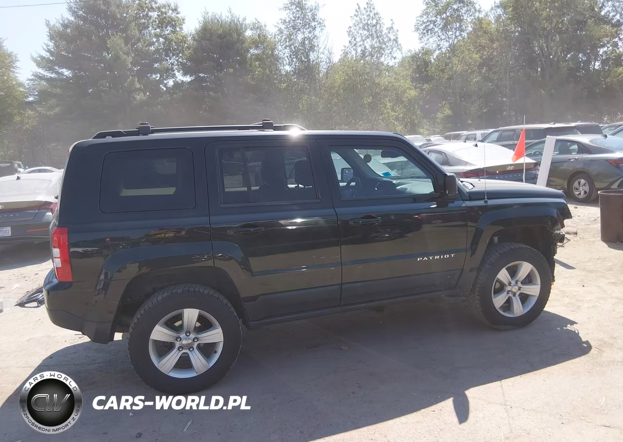 2013 Jeep Patriot Latitude VIN:1C4NJRFB6DD212707 - 14