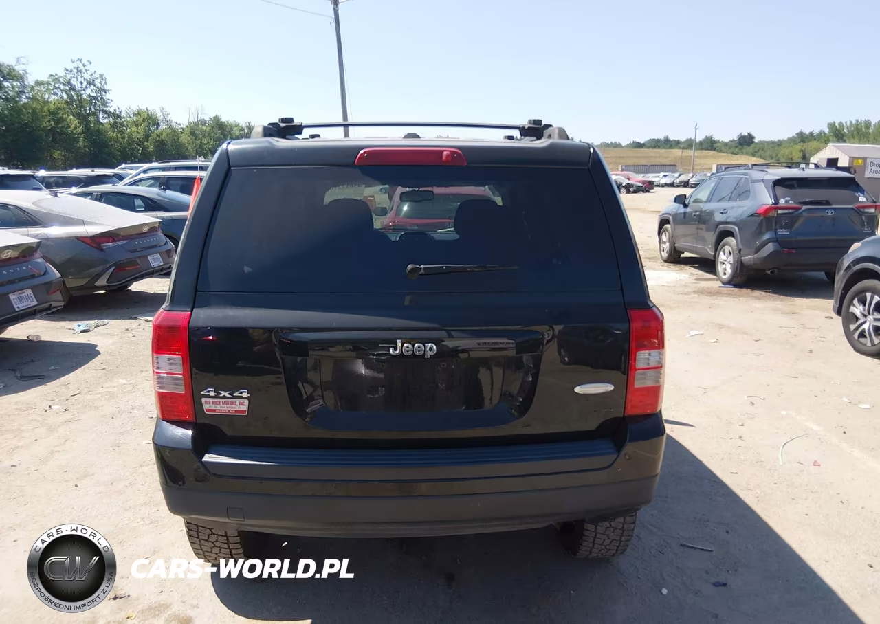 2013 Jeep Patriot Latitude VIN:1C4NJRFB6DD212707 - 17