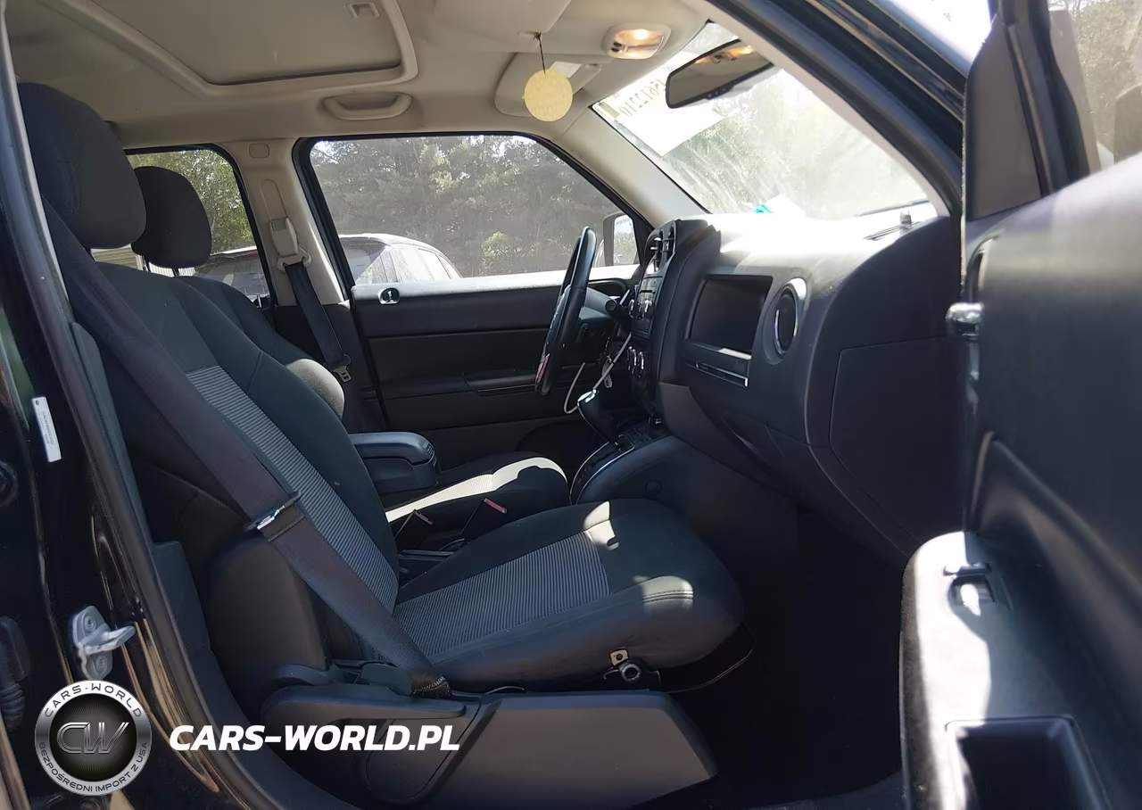 2013 Jeep Patriot Latitude VIN:1C4NJRFB6DD212707 - 5