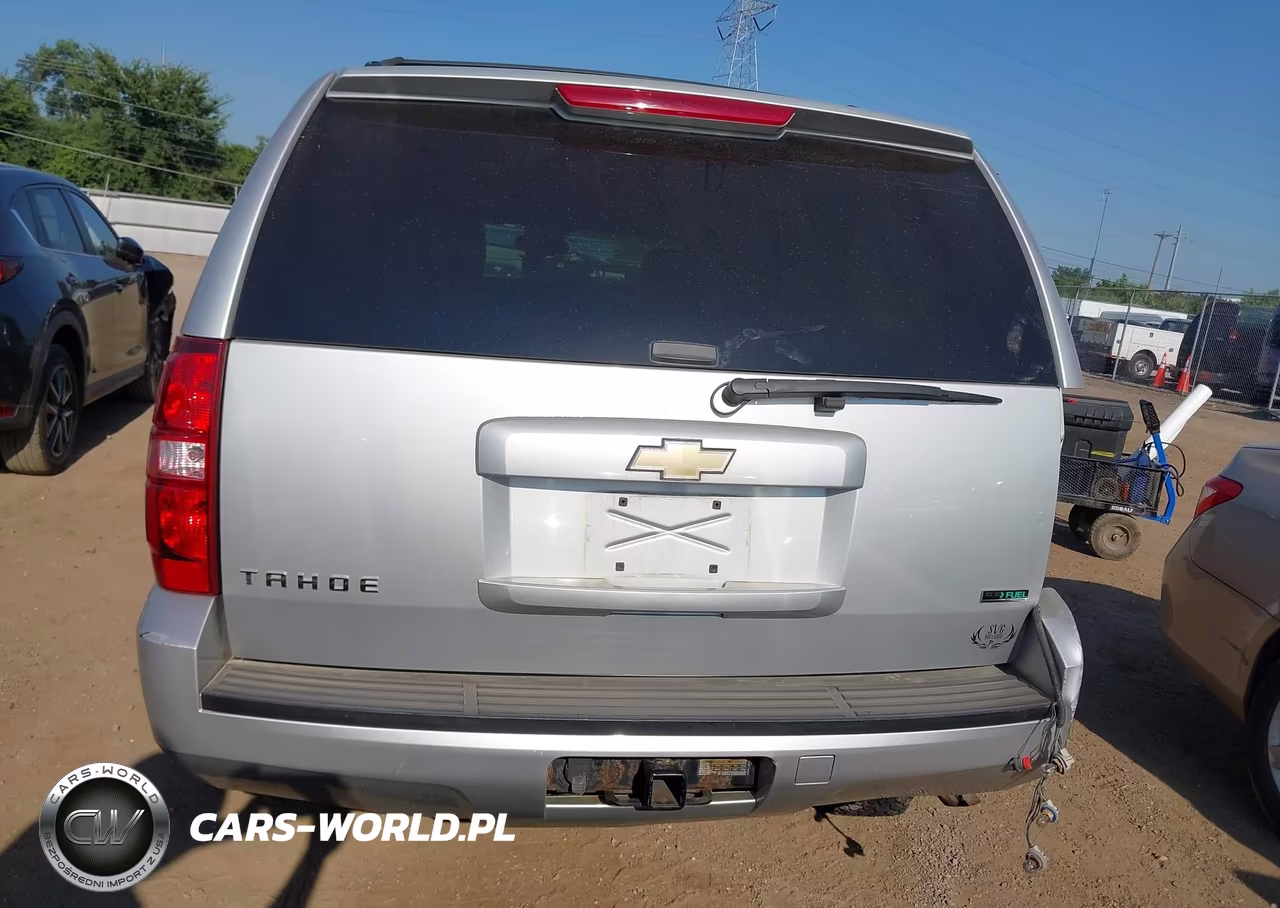 2011 Chevrolet Tahoe Ls VIN:1GNSCAE05BR360837 - 15
