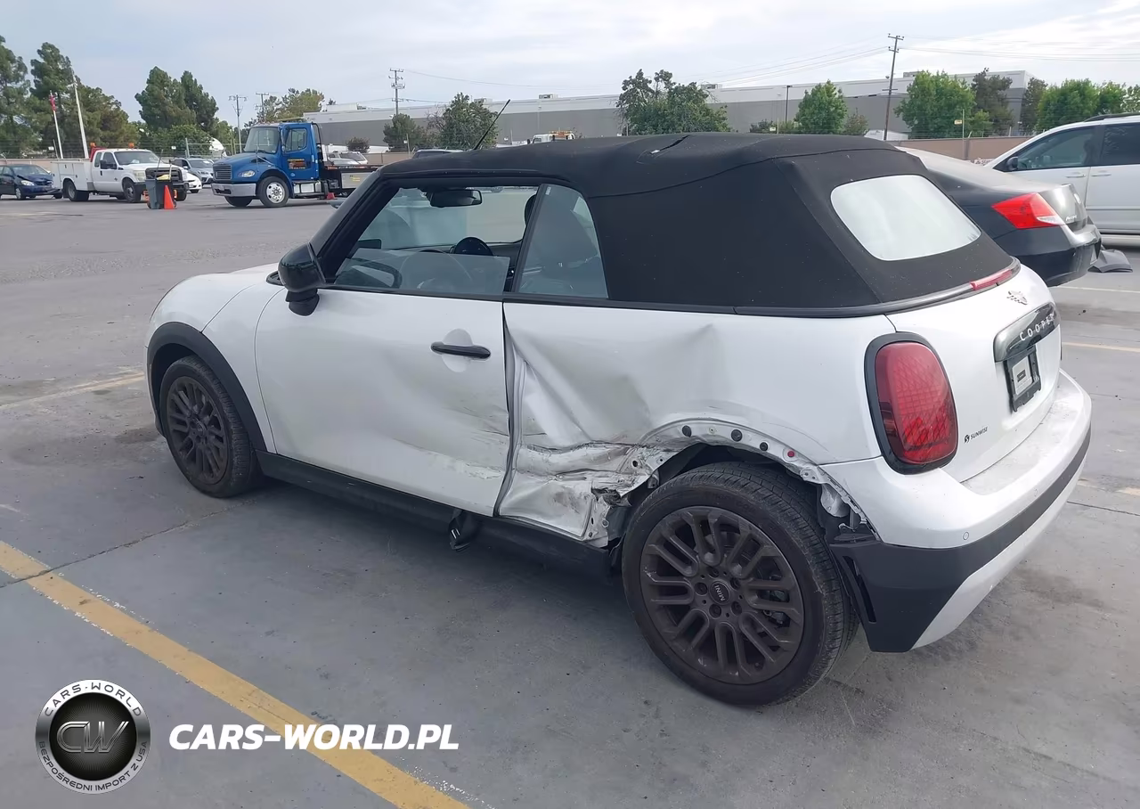2025 Mini Convertible S Signature Trim VIN:WMW23GX02S2X58442 - 3