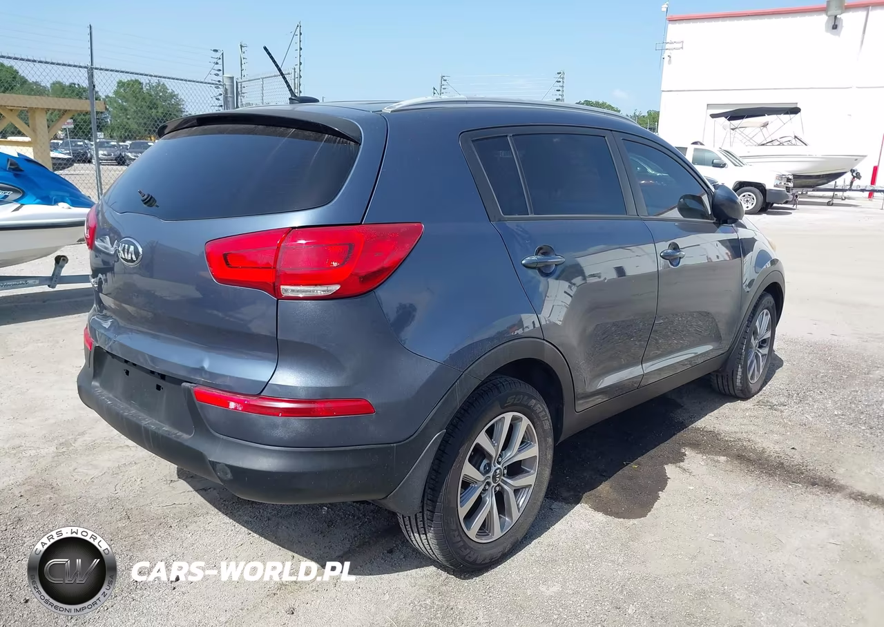 2016 Kia Sportage Lx VIN:KNDPB3AC9G7810067 - 4