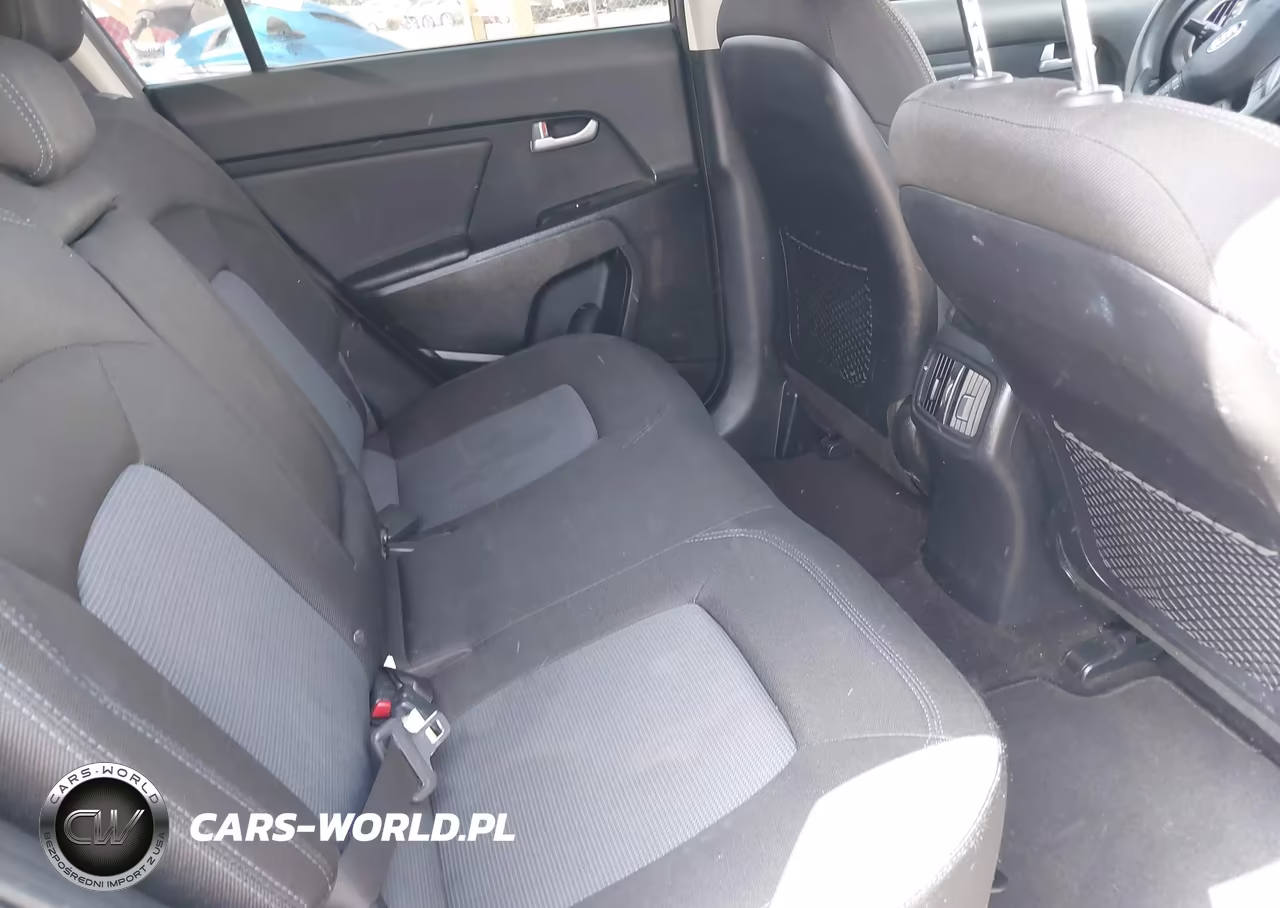 2016 Kia Sportage Lx VIN:KNDPB3AC9G7810067 - 8