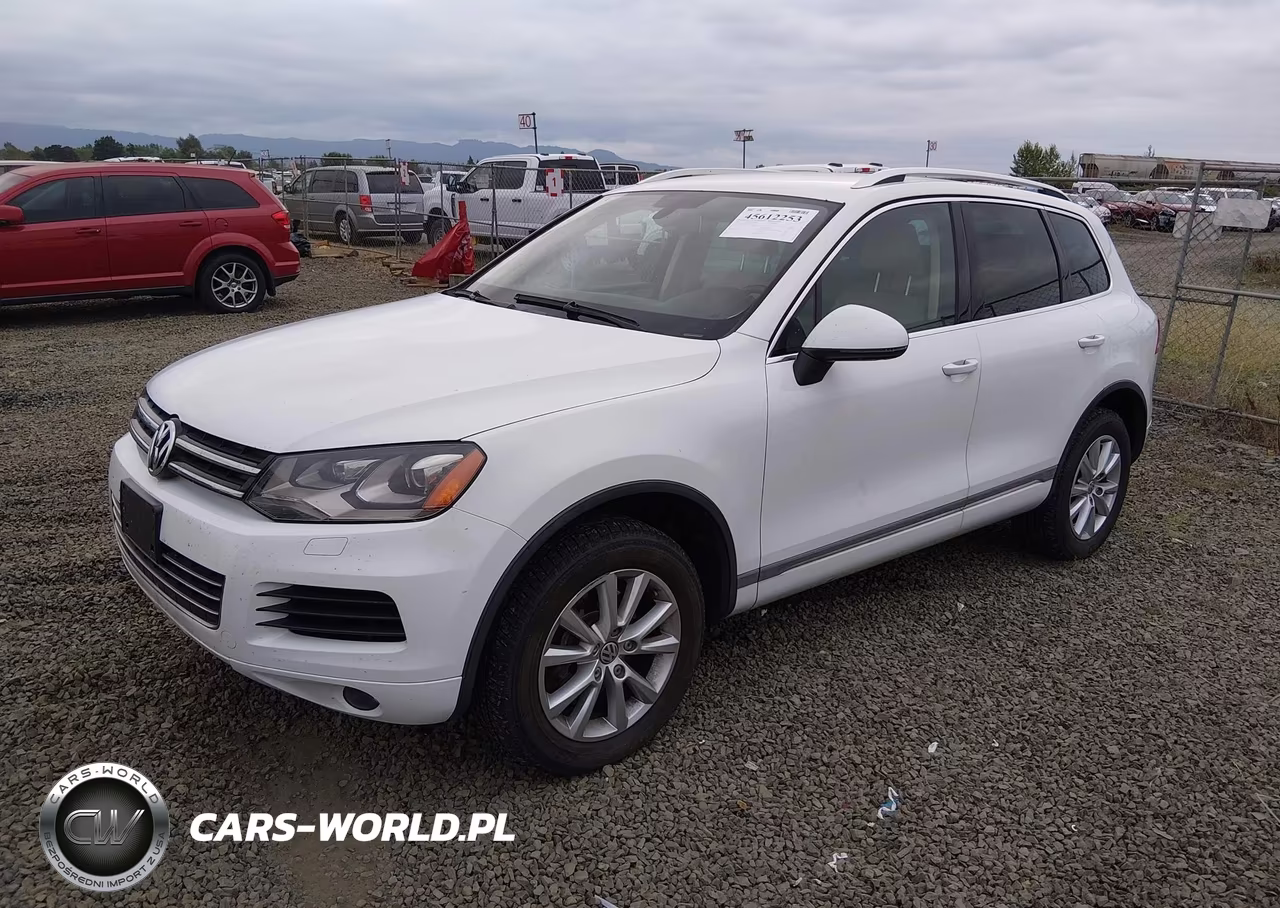 2014 Volkswagen Touareg 3.6L Sport VIN:WVGEF9BP5ED007301 - 2