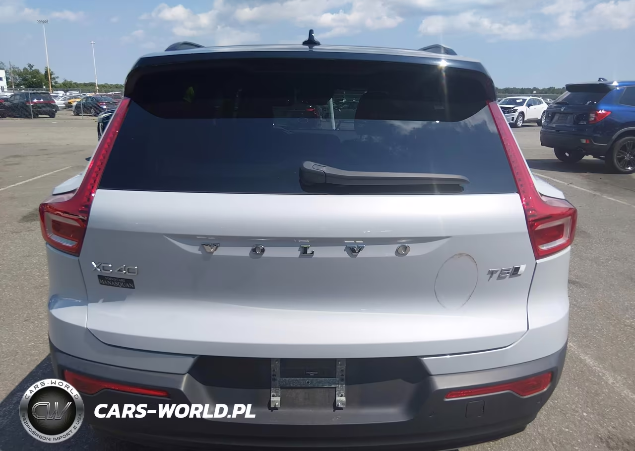 2021 Volvo Xc40 T5 R-Design VIN:YV4162UM4M2462256 - 16
