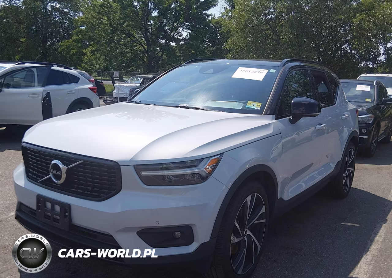 2021 Volvo Xc40 T5 R-Design VIN:YV4162UM4M2462256 - 2