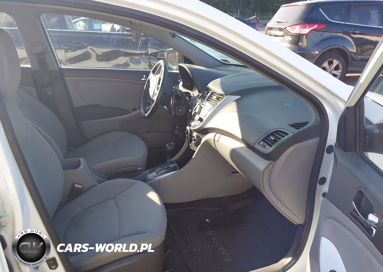 2012 Hyundai Accent Se VIN:KMHCU5AE0CU013607 - 5