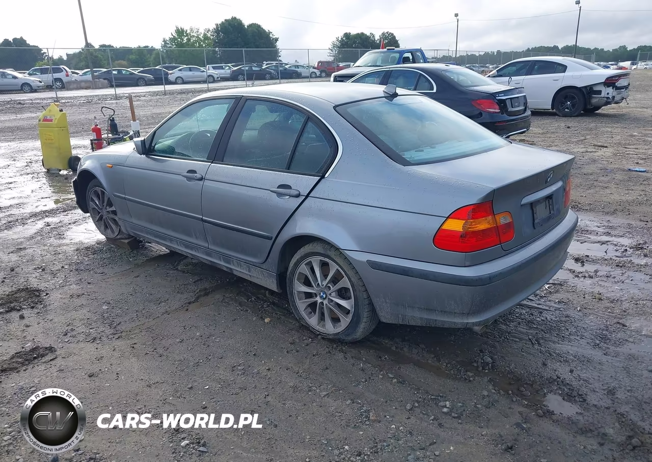 2005 BMW 330Xi VIN:WBAEW53405PN39584 - 3