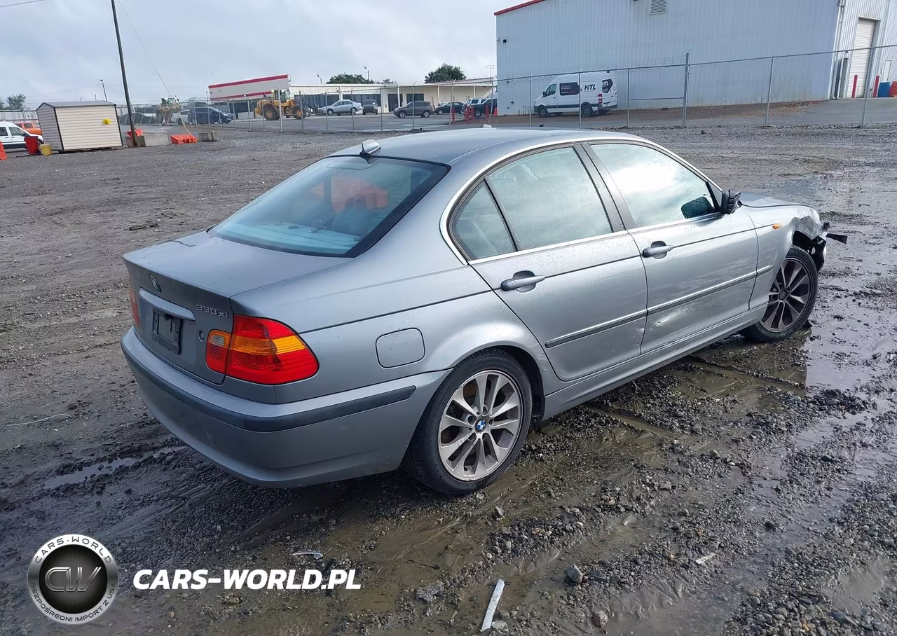 2005 BMW 330Xi VIN:WBAEW53405PN39584 - 4