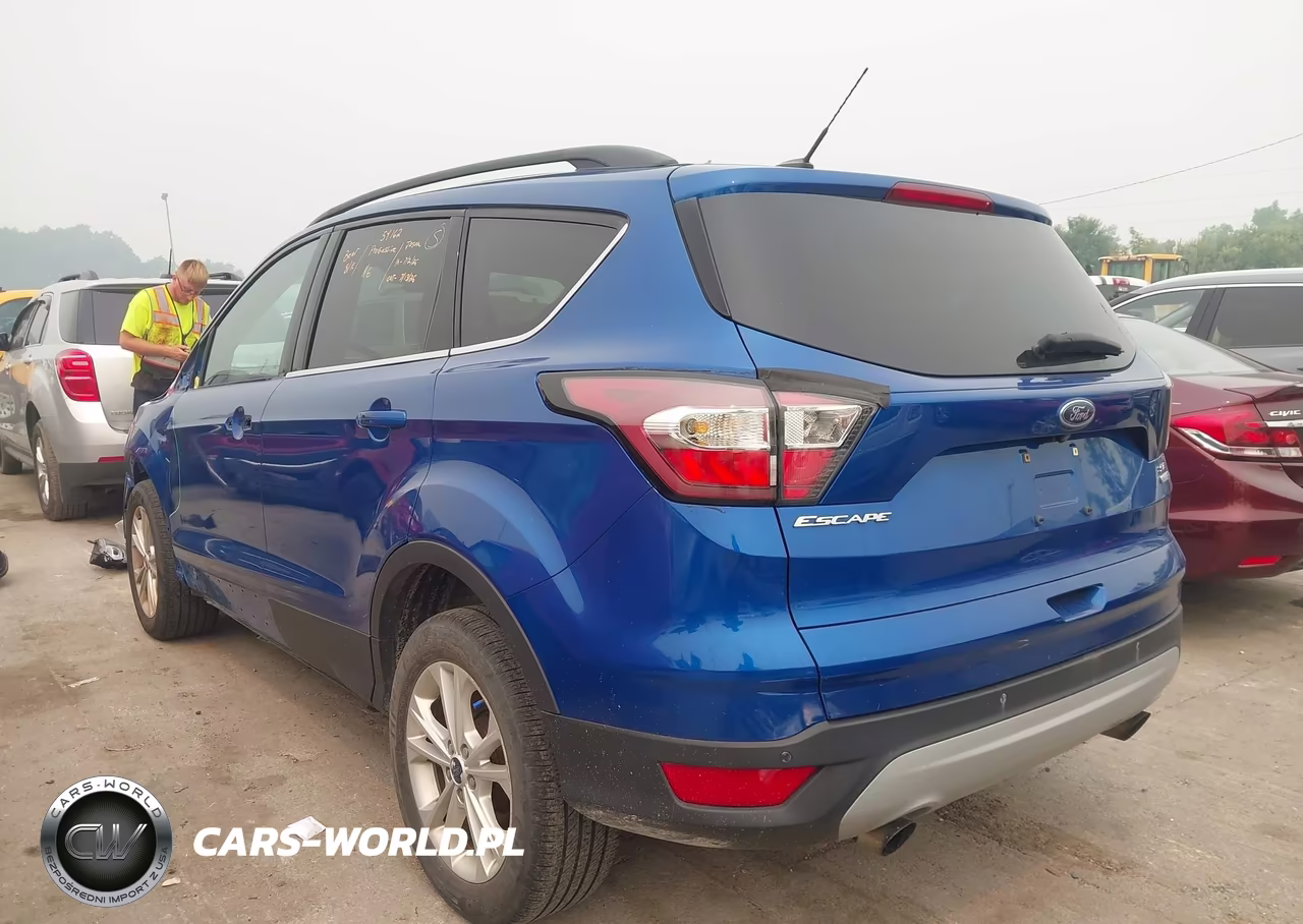 2017 Ford Escape Se VIN:1FMCU9GD5HUB27518 - 3