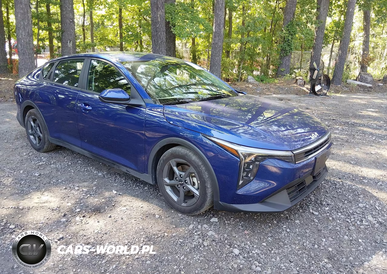 2025 Kia K4 Lxs – zdjęcie 1 z 16