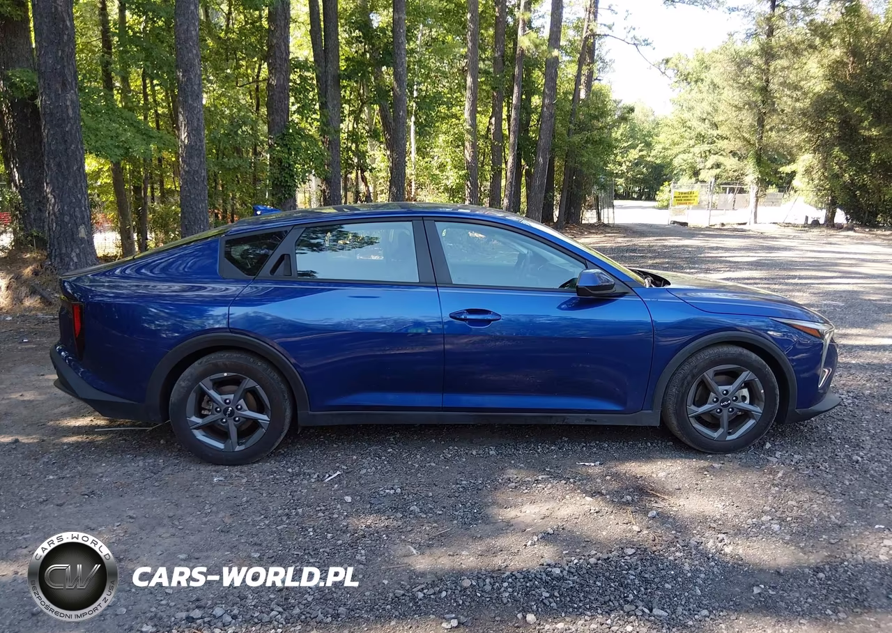 2025 Kia K4 Lxs VIN:3KPFT4DE6SE022271 - 13